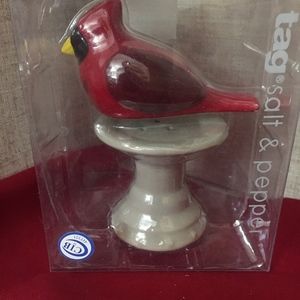 Salt and Pepper Shaker TAG Bird Bath NIB